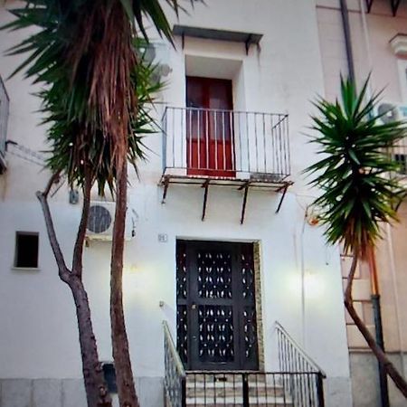 Stanza Sicilia Bedda Apartment Palermo Luaran gambar