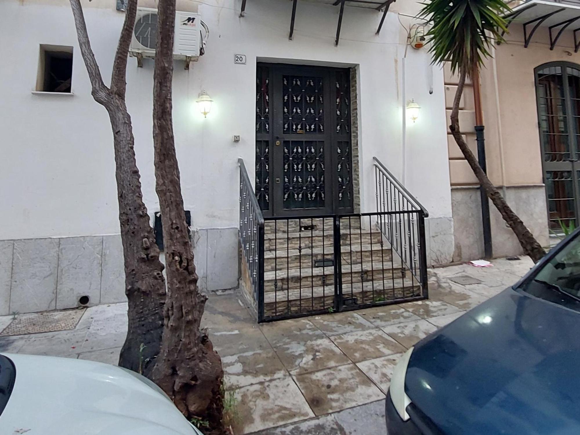 Stanza Sicilia Bedda Apartment Palermo Bilik gambar